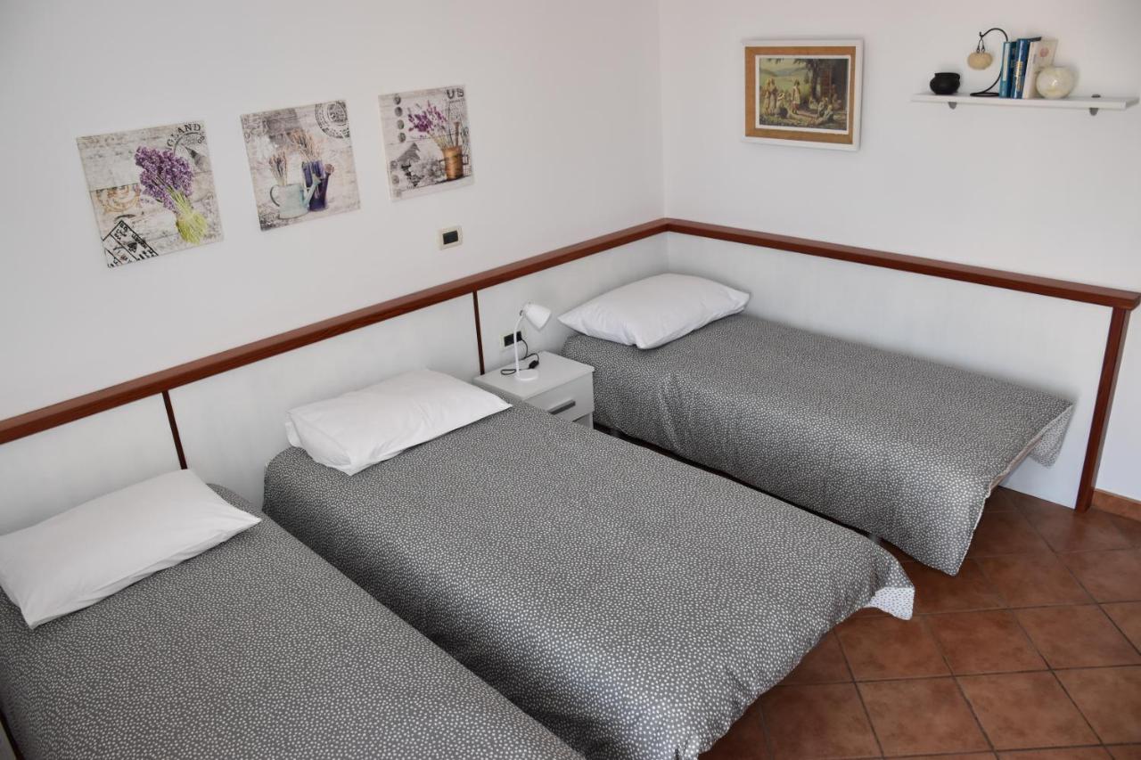 Rooms And Apartments Robert Rovinj Exterior photo