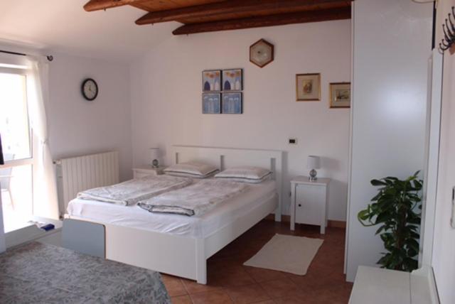 Rooms And Apartments Robert Rovinj Exterior photo